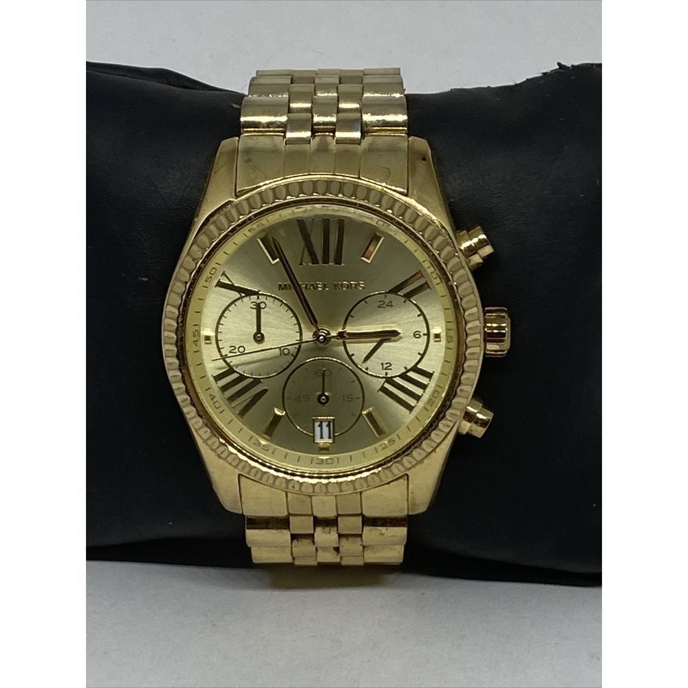 Michael Kors Lexington MK5556 Women's Stainless Steel Analog Dial Watch UC885